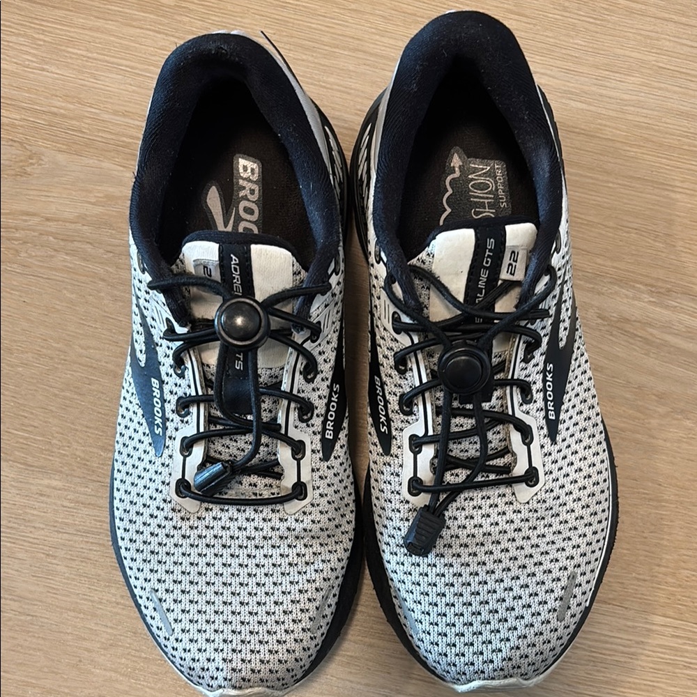 Brooks Black and White Adrenaline GTS 22 Shoes